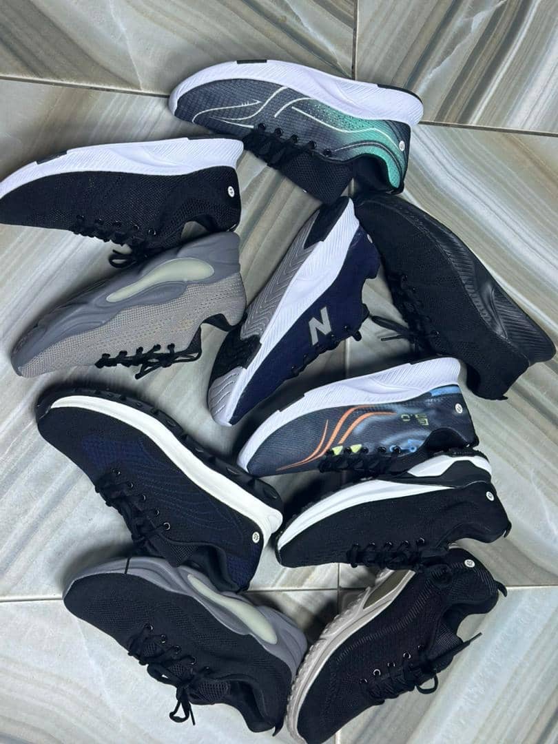 Men Lightweight Running Sneakers Collection