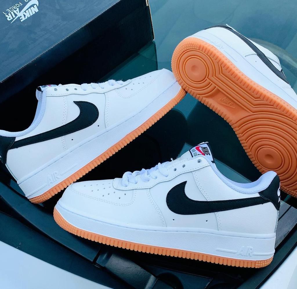 ORIGINAL Quality NIKE Sneakers