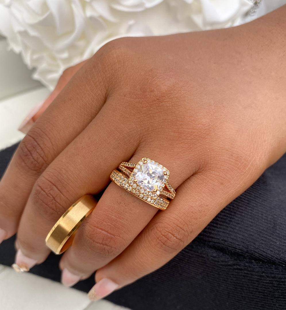 Royal Gold England First Class Ring